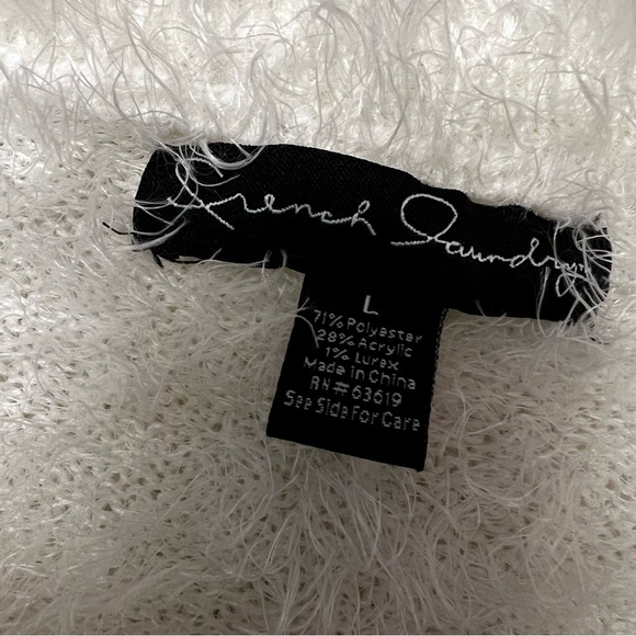 French Laundry Pullover Sweater Size Large Women’s White Fuzzy Penguin soft cozy - Picture 9 of 9